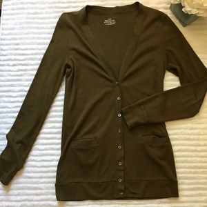 J. Crew perfect fit button up Cardigan size M